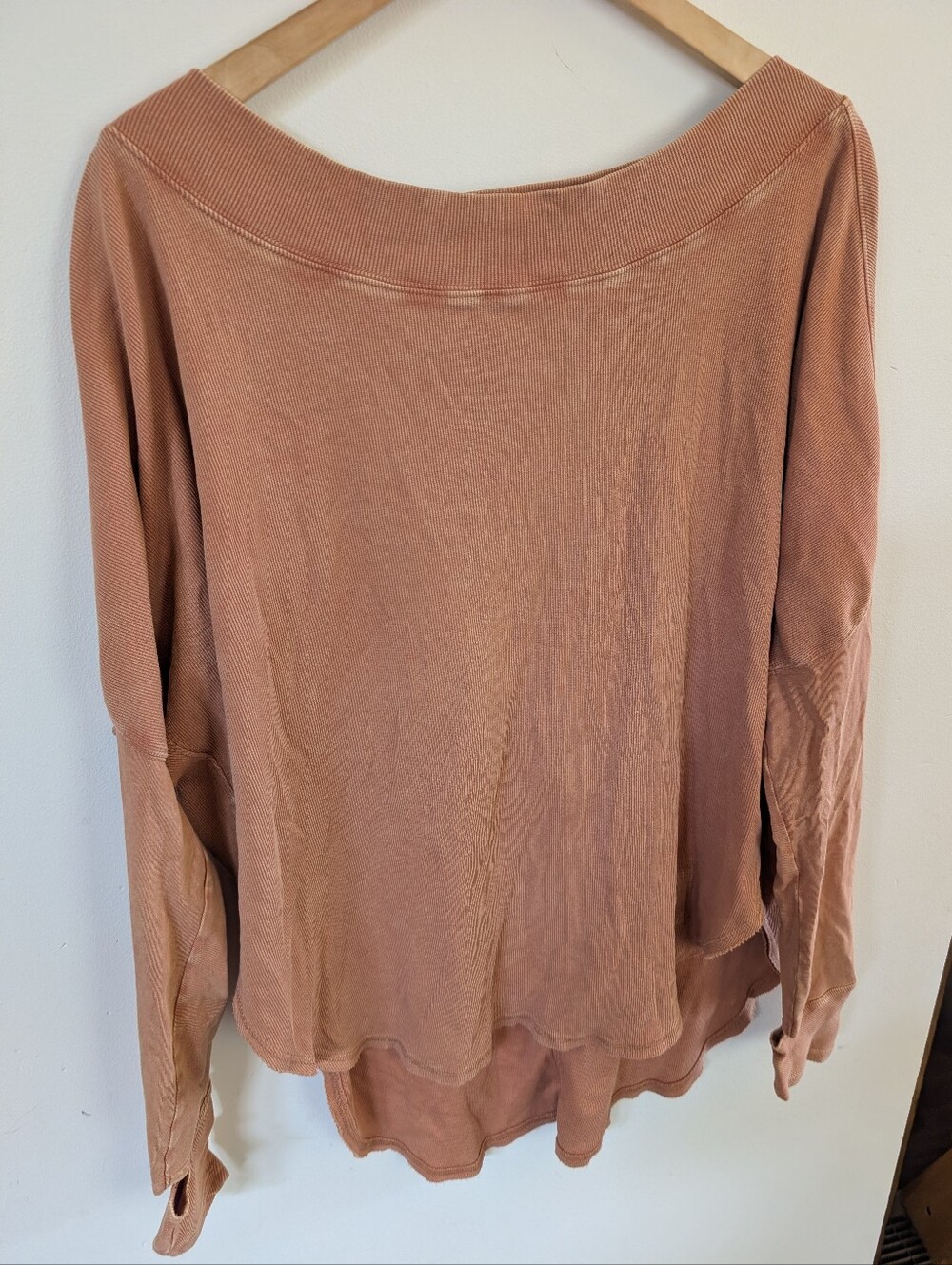 Free People Movement Women's Relaxed Long-Sleeve Open Back Top Dusty Rose Orange - Picture 2 of 6